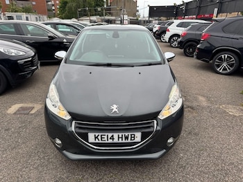 Used Peugeot 208 2014 for sale - 75567030: Photo