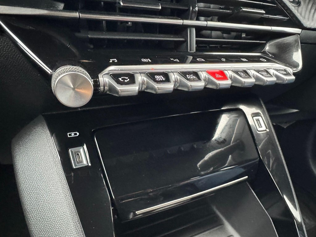 Used Peugeot 208 2023 for sale - 76540175: Photo 40