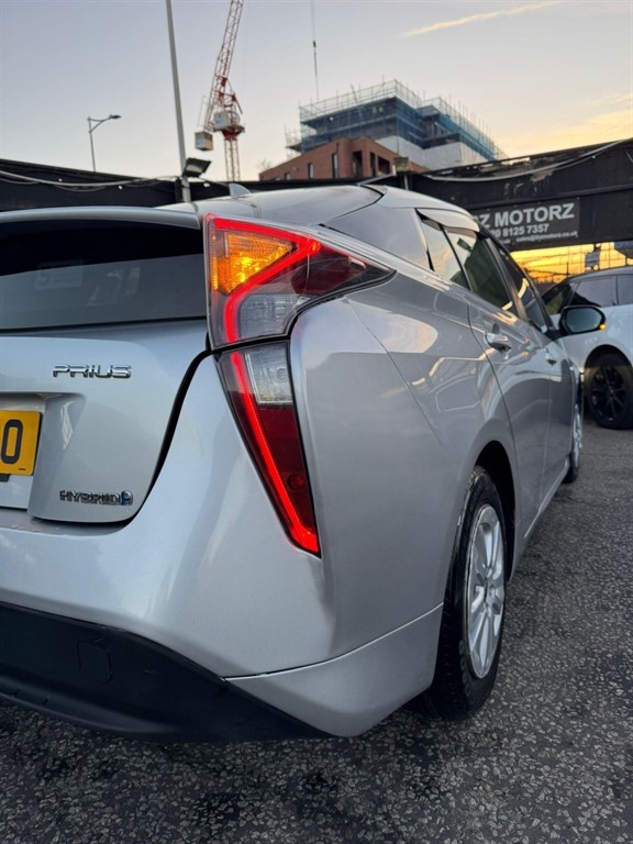 Used Toyota Prius 2016 for sale - 76661230: Photo 23