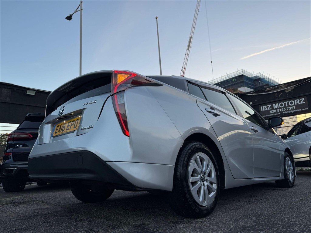 Used Toyota Prius 2016 for sale - 76661230: Photo 28