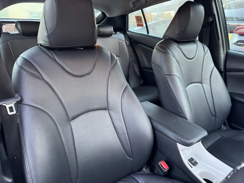 Used Toyota Prius 2016 for sale - 76661230: Photo 38