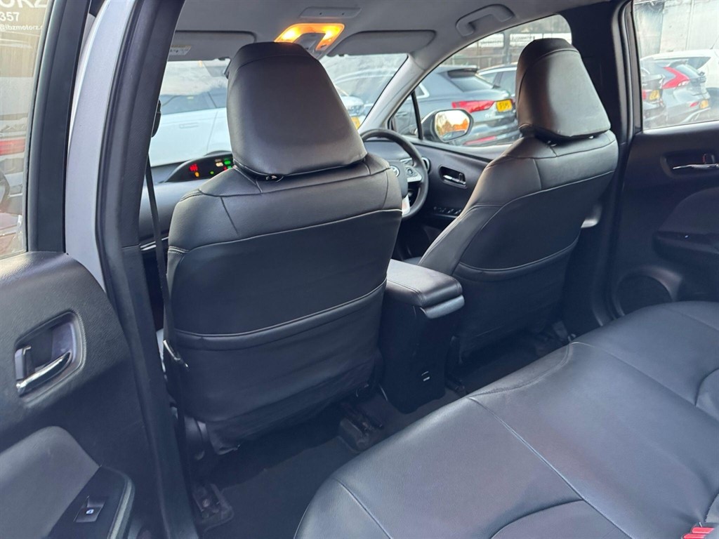 Used Toyota Prius 2016 for sale - 76661230: Photo 40