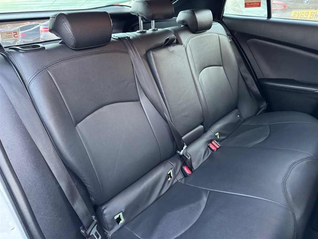 Used Toyota Prius 2016 for sale - 76661230: Photo 41