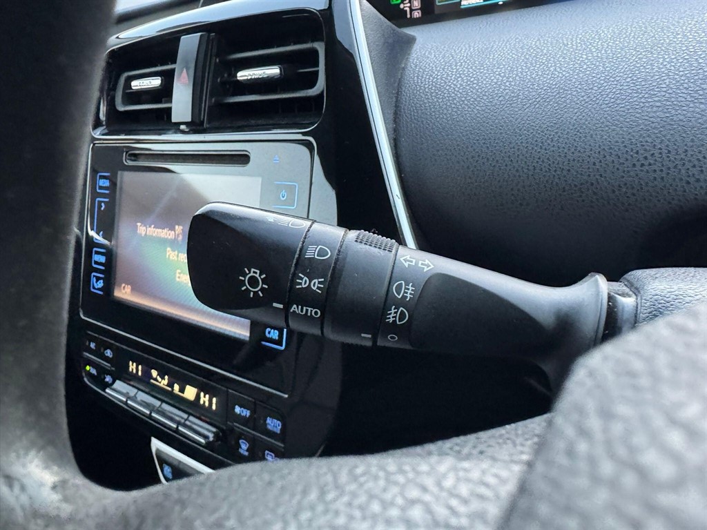 Used Toyota Prius 2016 for sale - 76661230: Photo 43