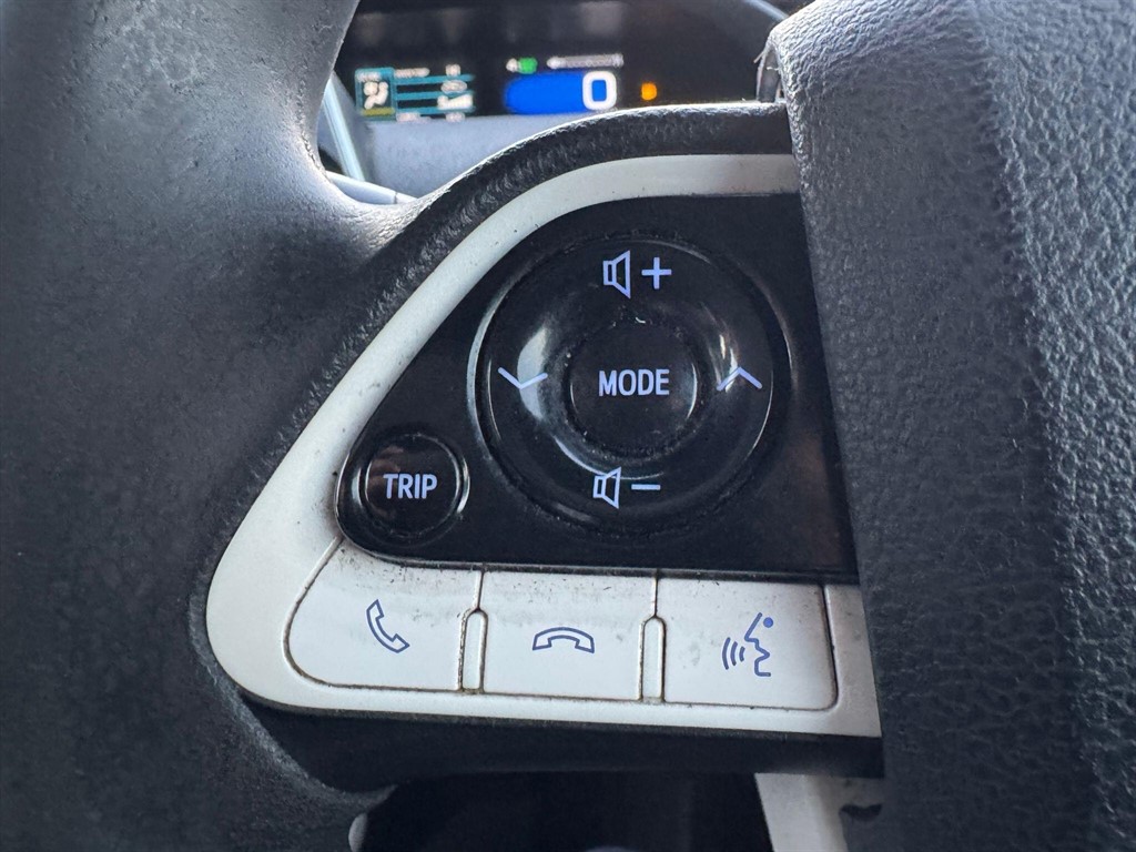 Used Toyota Prius 2016 for sale - 76661230: Photo 50