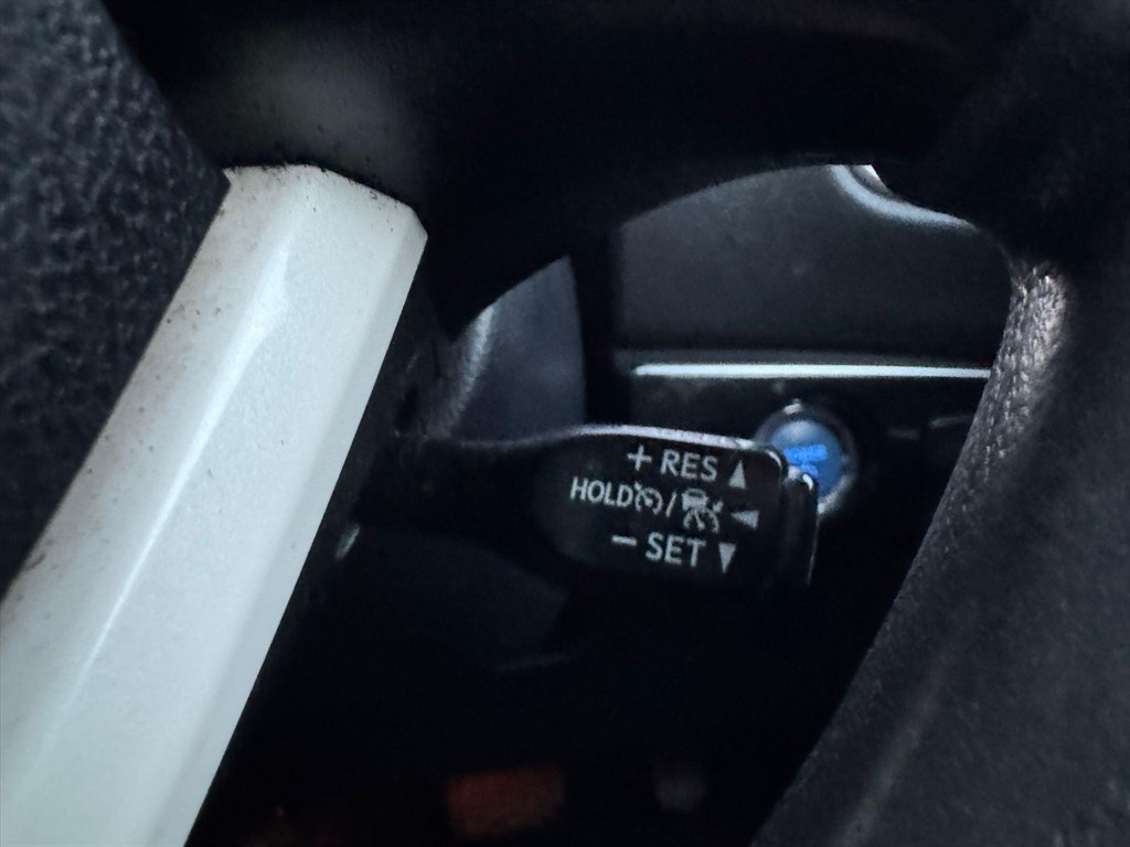 Used Toyota Prius 2016 for sale - 76661230: Photo 53