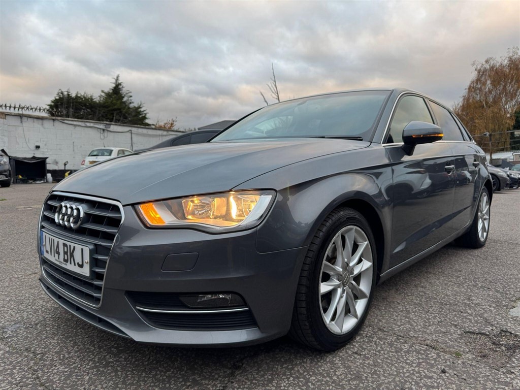 Used Audi A3 2014 for sale - 76390299: Photo 2