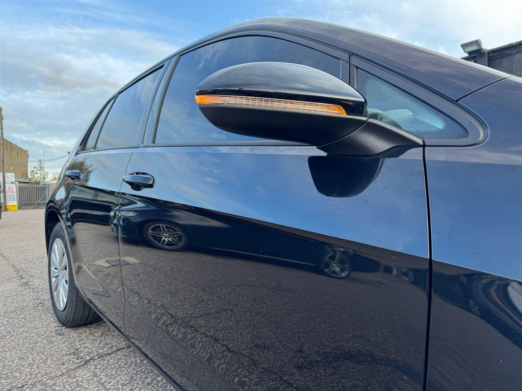 Used Volkswagen Golf 2013 for sale - 76466635: Photo 59