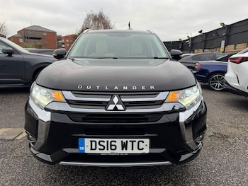 Used Mitsubishi Outlander 2016 for sale - 76609793: Photo