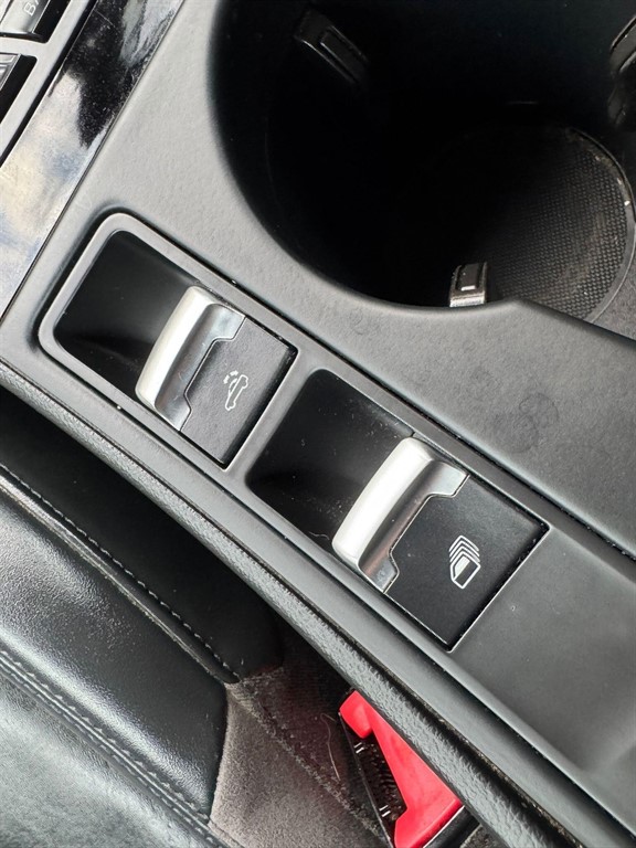 Used Audi A5 Cabriolet 2015 for sale - 76322111: Photo 41