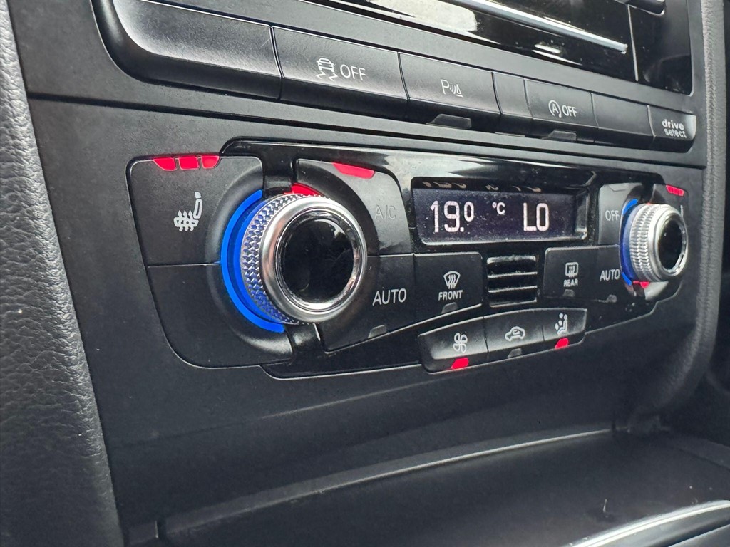 Used Audi A5 Cabriolet 2015 for sale - 76322111: Photo 56