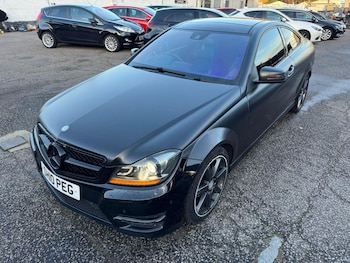 Used Mercedes-Benz C Class 2014 for sale - 78332038: Photo