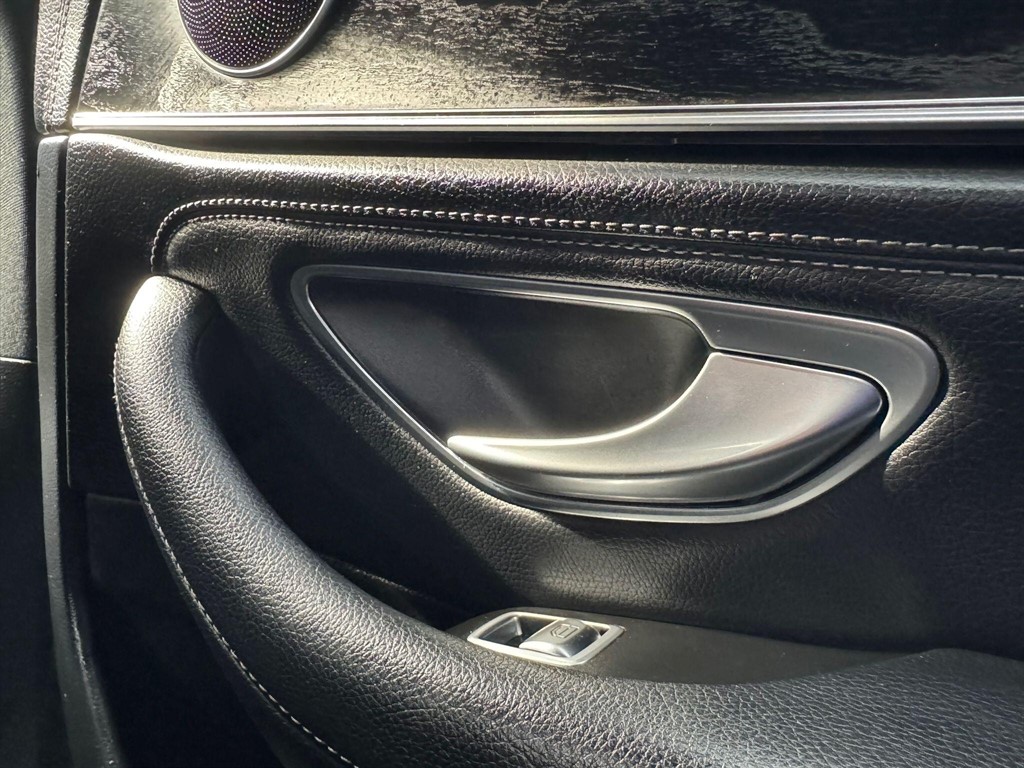 Used Mercedes-Benz E Class 2019 for sale - 76027911: Photo 61