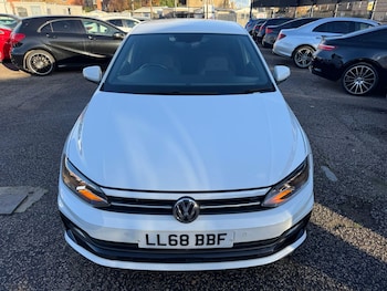 Used Volkswagen Polo 2018 for sale - 78565217: Photo