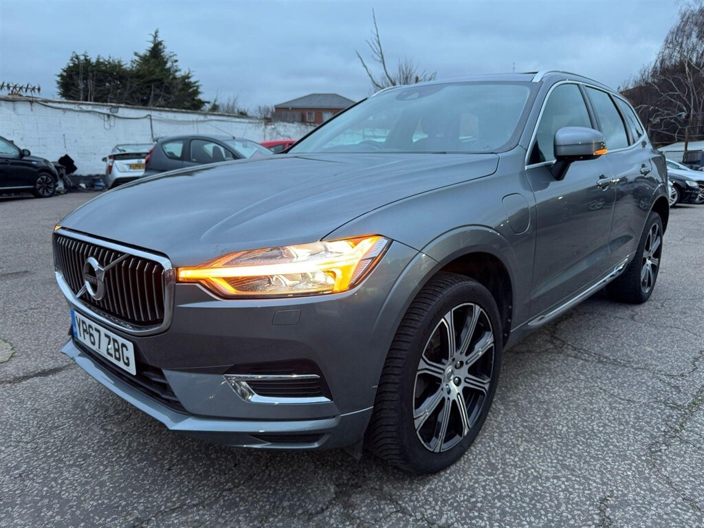 Used Volvo XC60 2017 for sale - 76948688: Photo 2