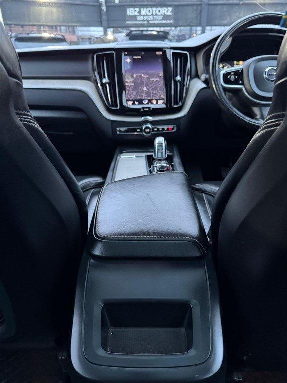 Used Volvo XC60 2017 for sale - 76948688: Photo 26