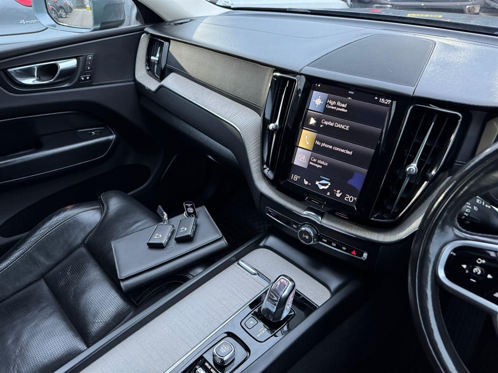 Used Volvo XC60 2017 for sale - 76948688: Photo 33