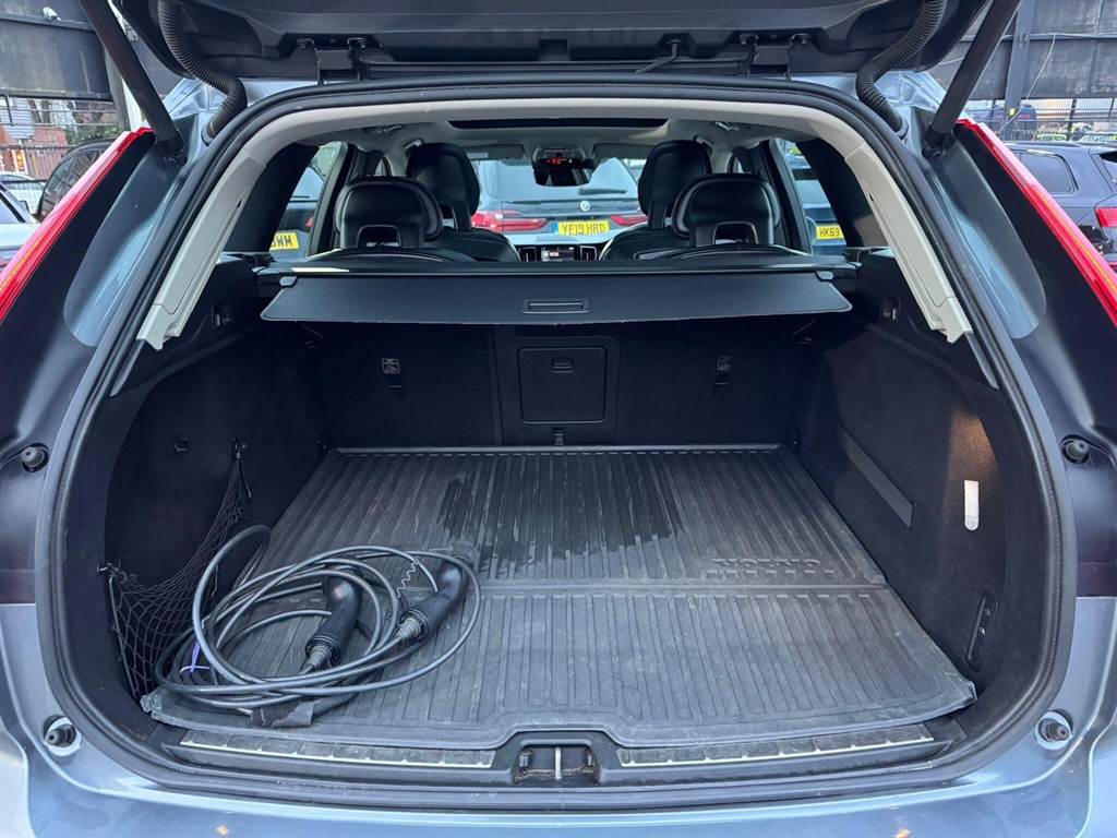 Used Volvo XC60 2017 for sale - 76948688: Photo 54