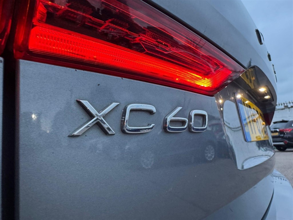 Used Volvo XC60 2017 for sale - 76948688: Photo 58