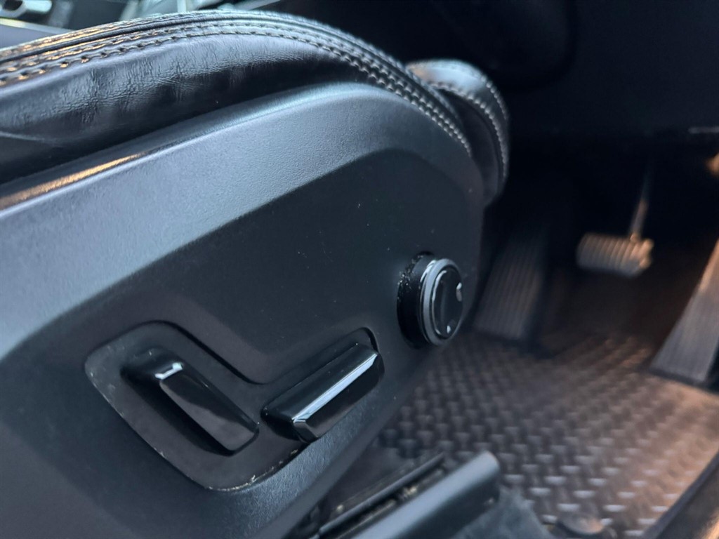 Used Volvo XC60 2017 for sale - 76948688: Photo 70