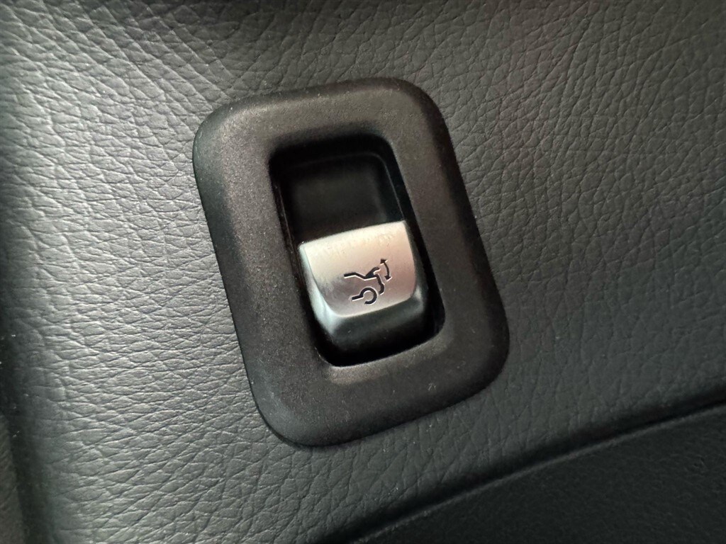 Vehicle 81