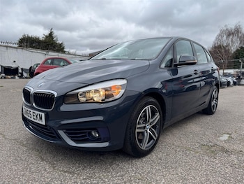 Used BMW 2 Series 2015 for sale - 77619511: Photo
