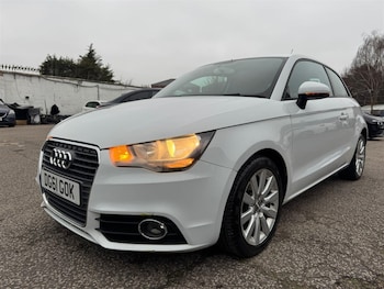Used Audi A1 2011 for sale - 77312524: Photo