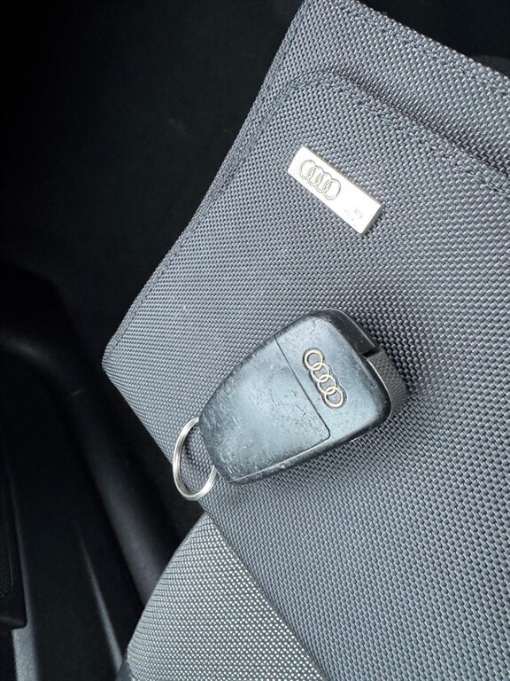 Used Audi A1 2011 for sale - 77312524: Photo 99