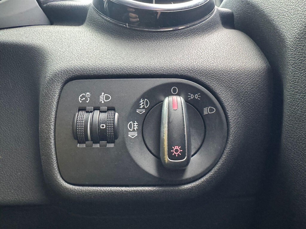 Used Audi A1 2013 for sale - 76901755: Photo 40