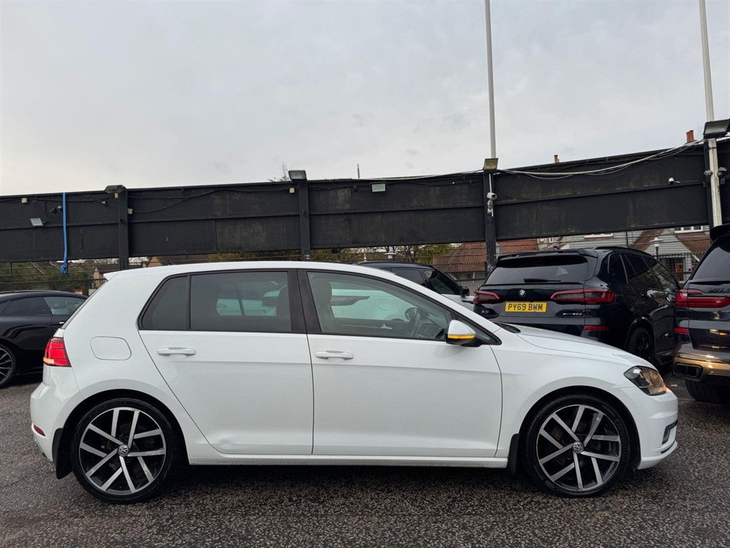 Used Volkswagen Golf 2018 for sale - 77576755: Photo 15