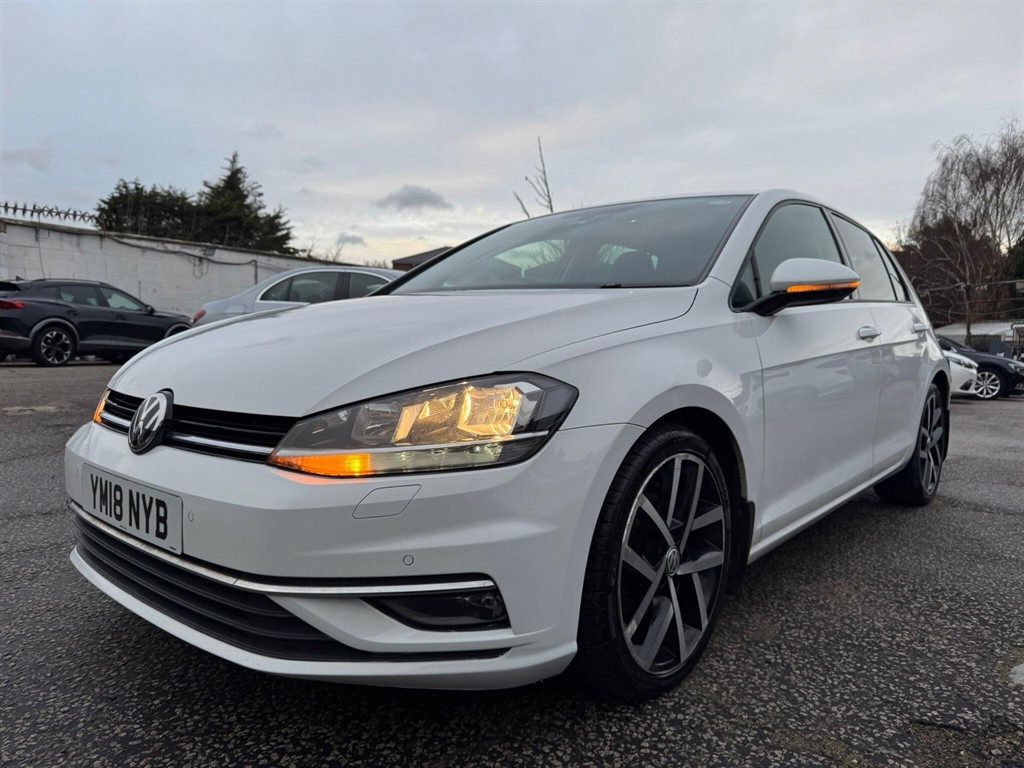 Used Volkswagen Golf 2018 for sale - 77576755: Photo 2