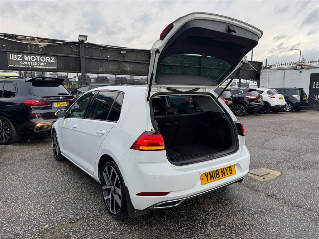 Used Volkswagen Golf 2018 for sale - 77576755: Photo 35