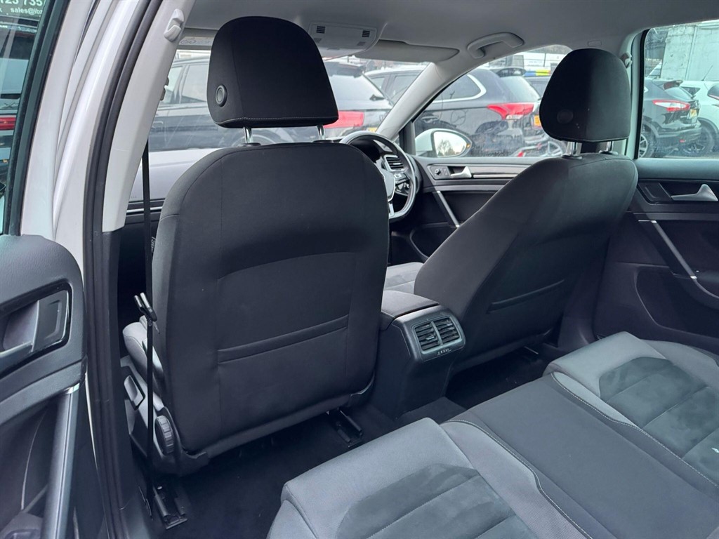 Used Volkswagen Golf 2018 for sale - 77576755: Photo 49