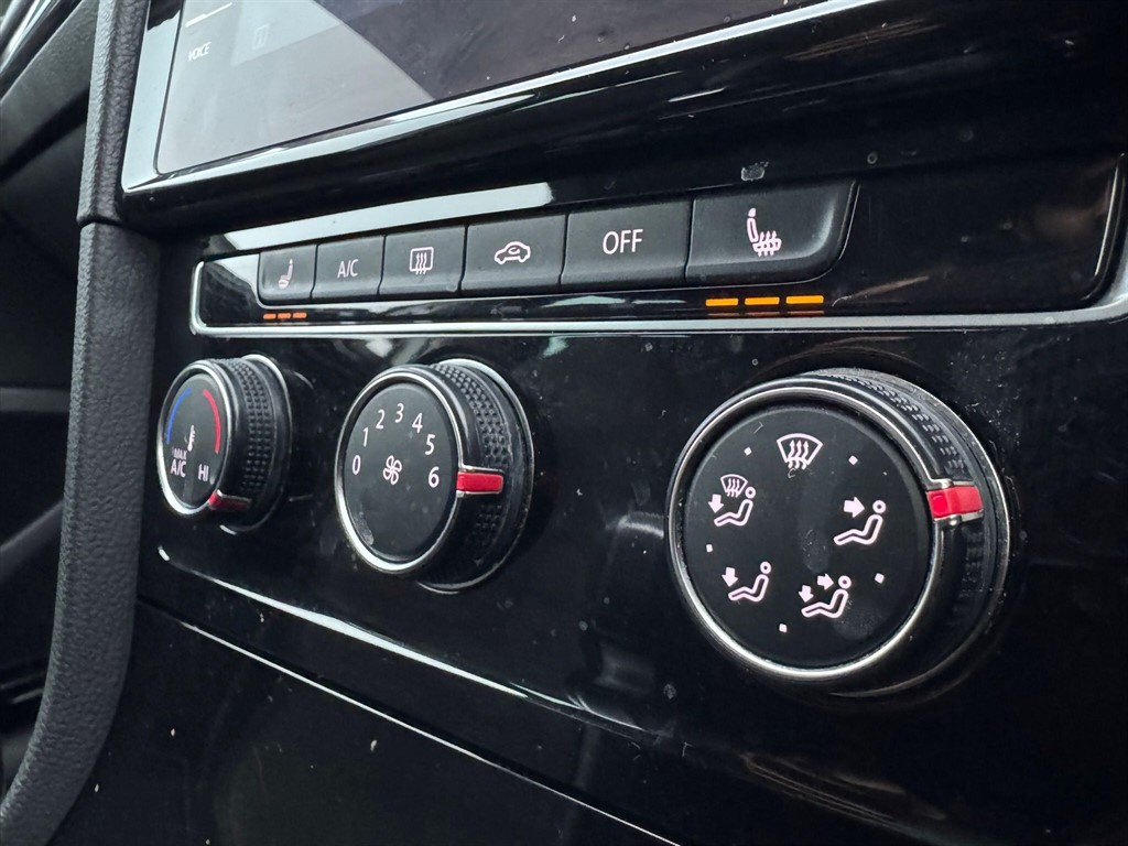 Used Volkswagen Golf 2018 for sale - 77576755: Photo 57