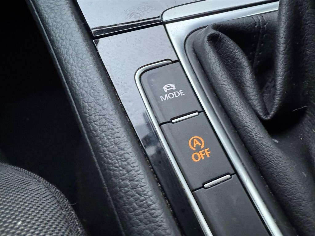 Used Volkswagen Golf 2018 for sale - 77576755: Photo 60