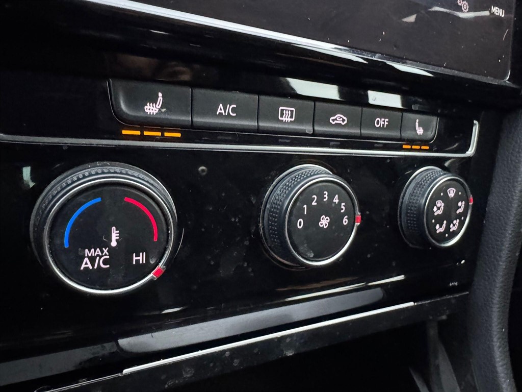 Used Volkswagen Golf 2018 for sale - 77576755: Photo 63