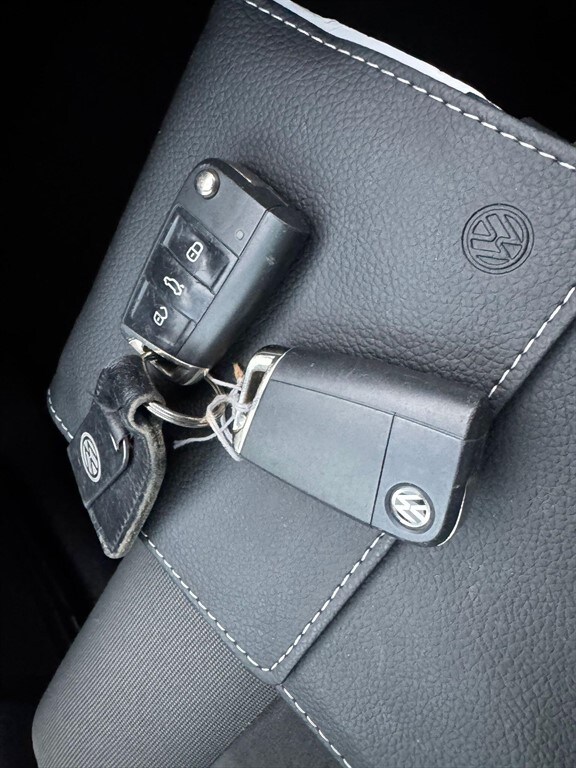 Used Volkswagen Golf 2018 for sale - 77576755: Photo 65