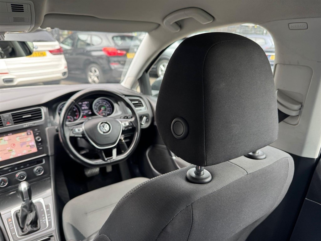 Used Volkswagen Golf 2018 for sale - 75952449: Photo 11