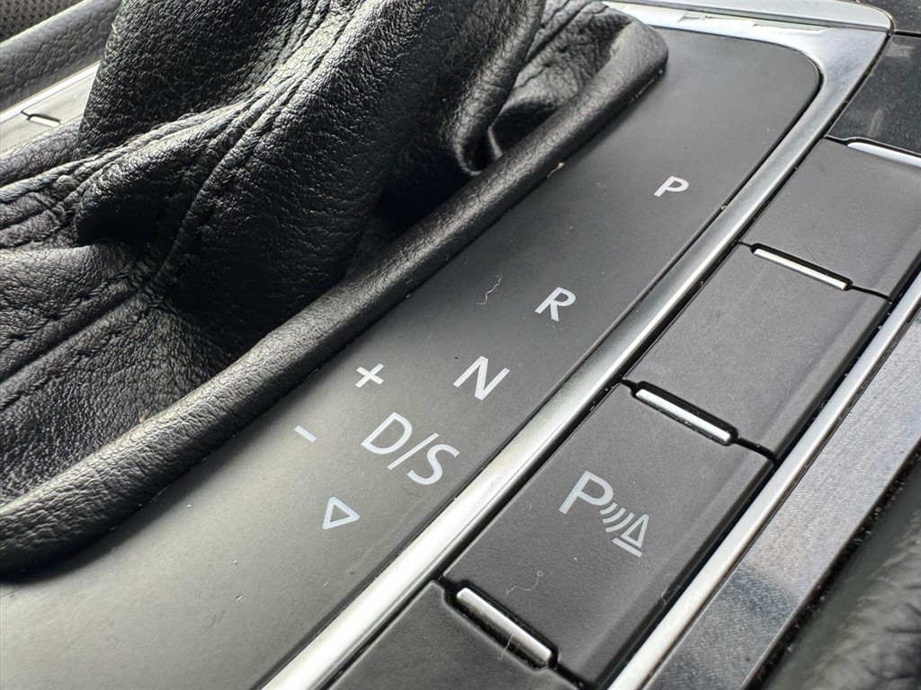 Used Volkswagen Golf 2018 for sale - 75952449: Photo 33