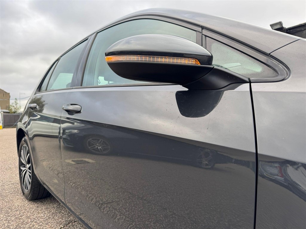 Used Volkswagen Golf 2018 for sale - 75952449: Photo 45