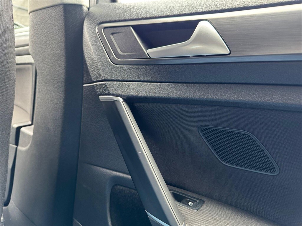 Used Volkswagen Golf 2018 for sale - 75952449: Photo 61