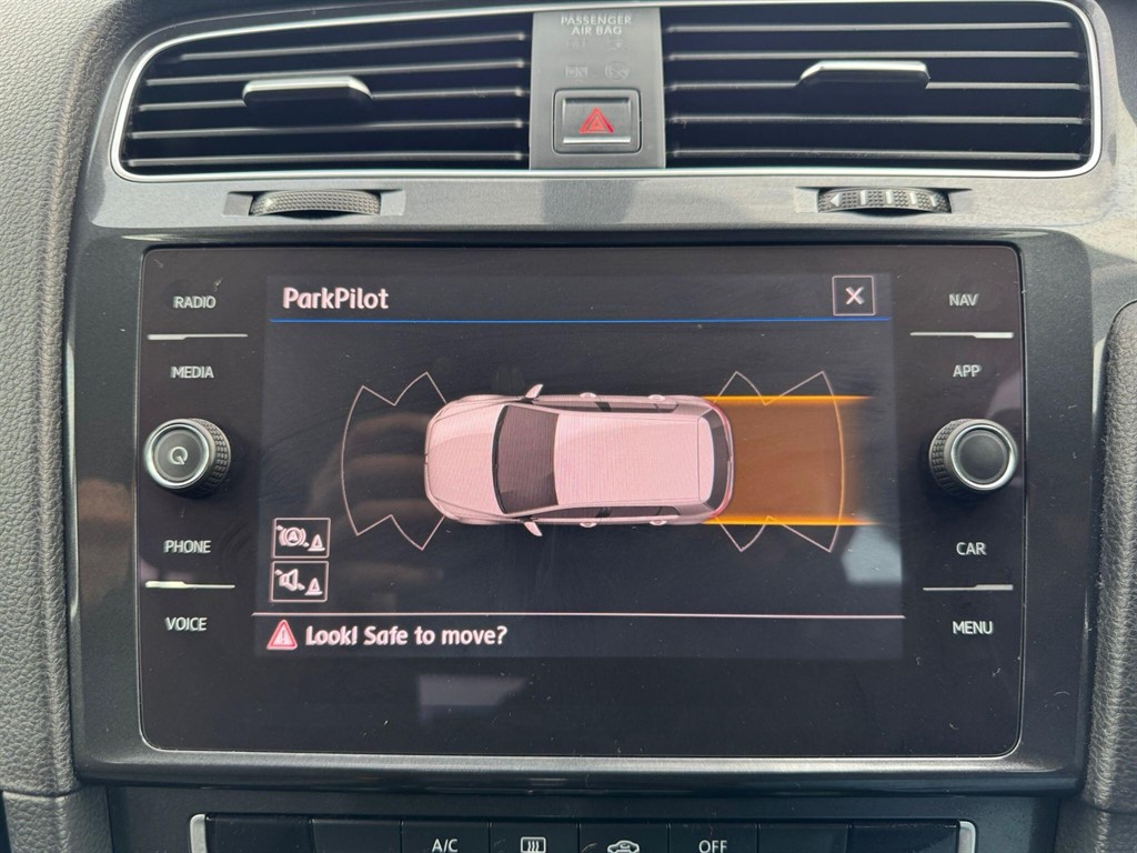 Used Volkswagen Golf 2018 for sale - 75952449: Photo 9