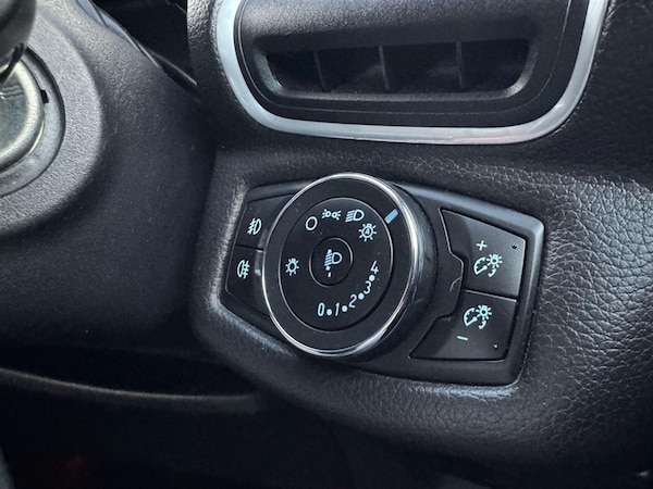Used Ford B-MAX 2015 for sale - 75566998: Photo 43