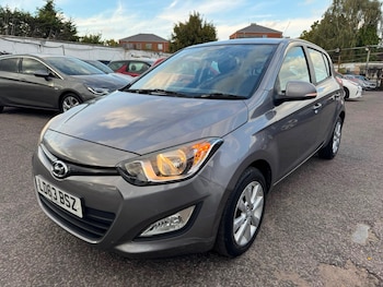 Used Hyundai i20 2013 for sale - 79224179: Photo