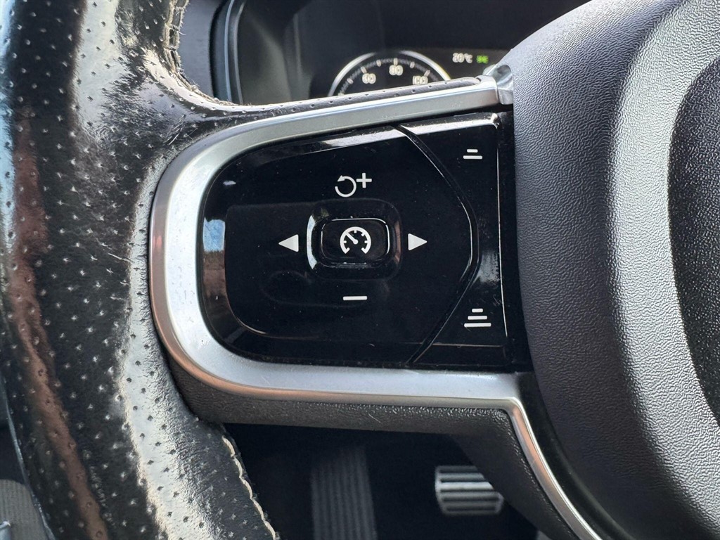 Used Volvo XC90 2017 for sale - 76018298: Photo 39