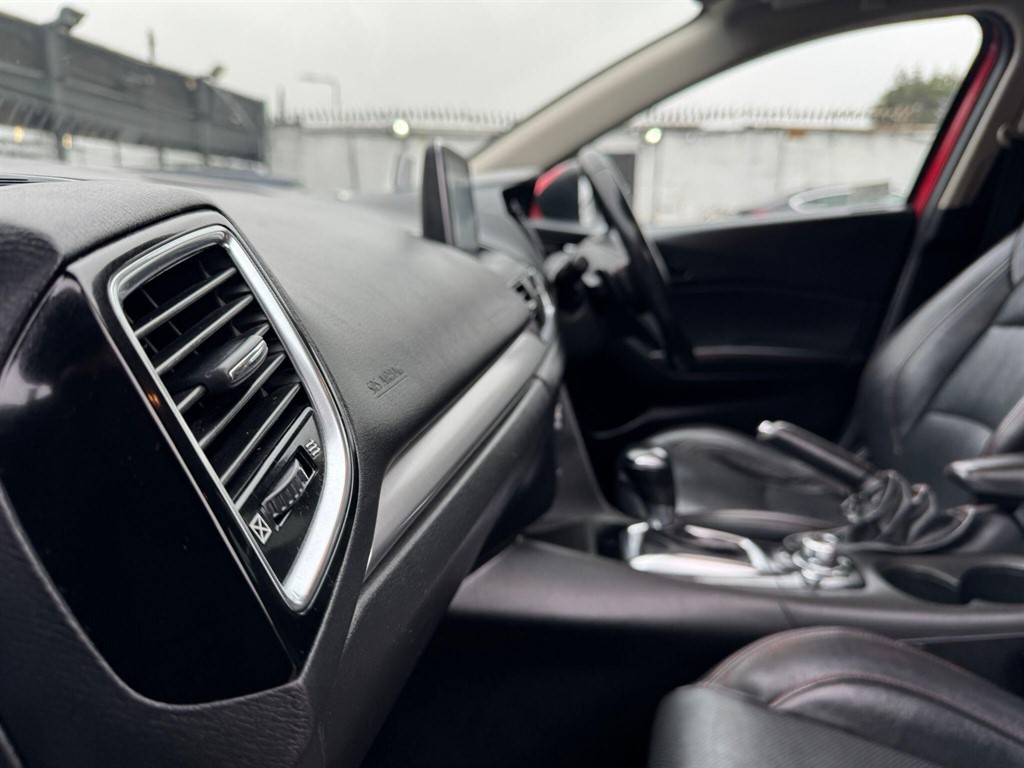 Used Mazda Mazda3 2015 for sale - 76532368: Photo 46