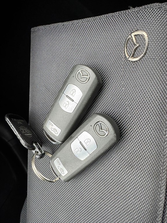 Used Mazda Mazda3 2015 for sale - 76532368: Photo 65