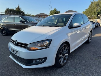 Used Volkswagen Polo 2014 for sale - 75567050: Photo