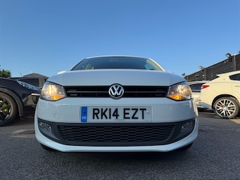 Used Volkswagen Polo 2014 for sale - 75567050: Photo