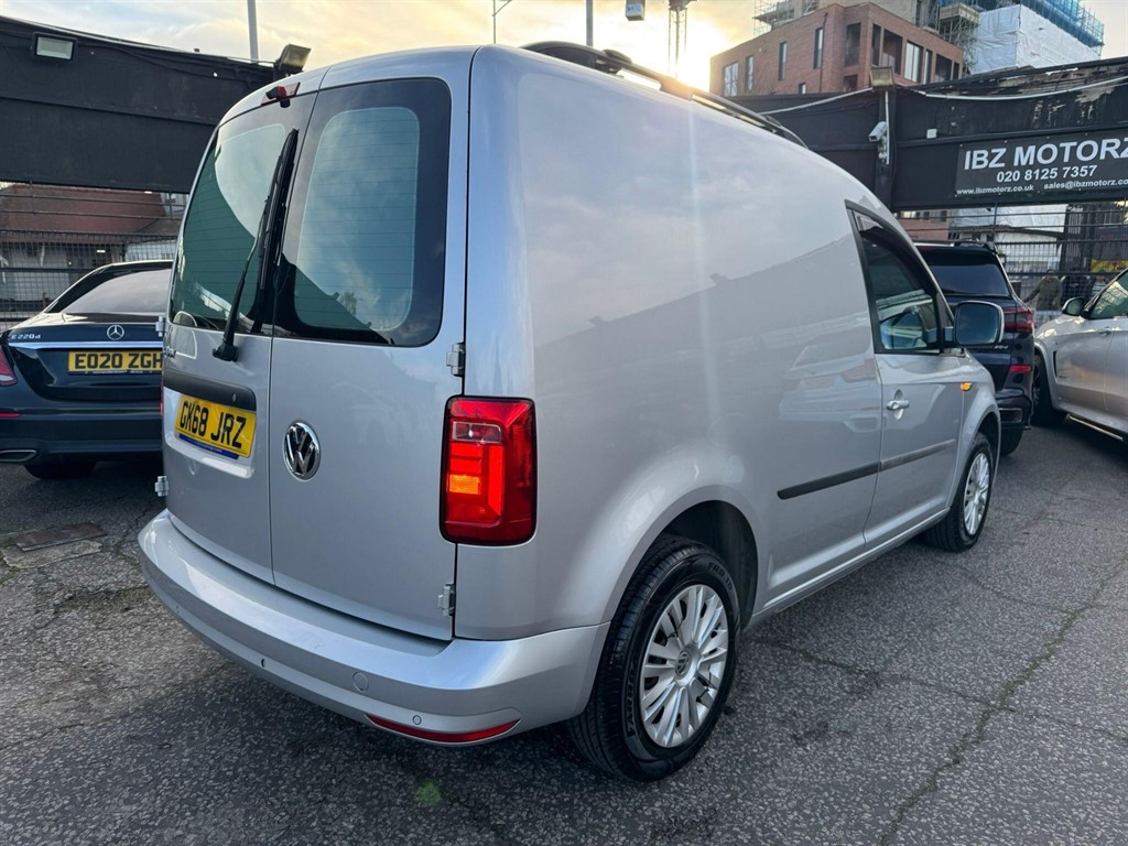 Used Volkswagen Caddy 2018 for sale - 77312532: Photo 18